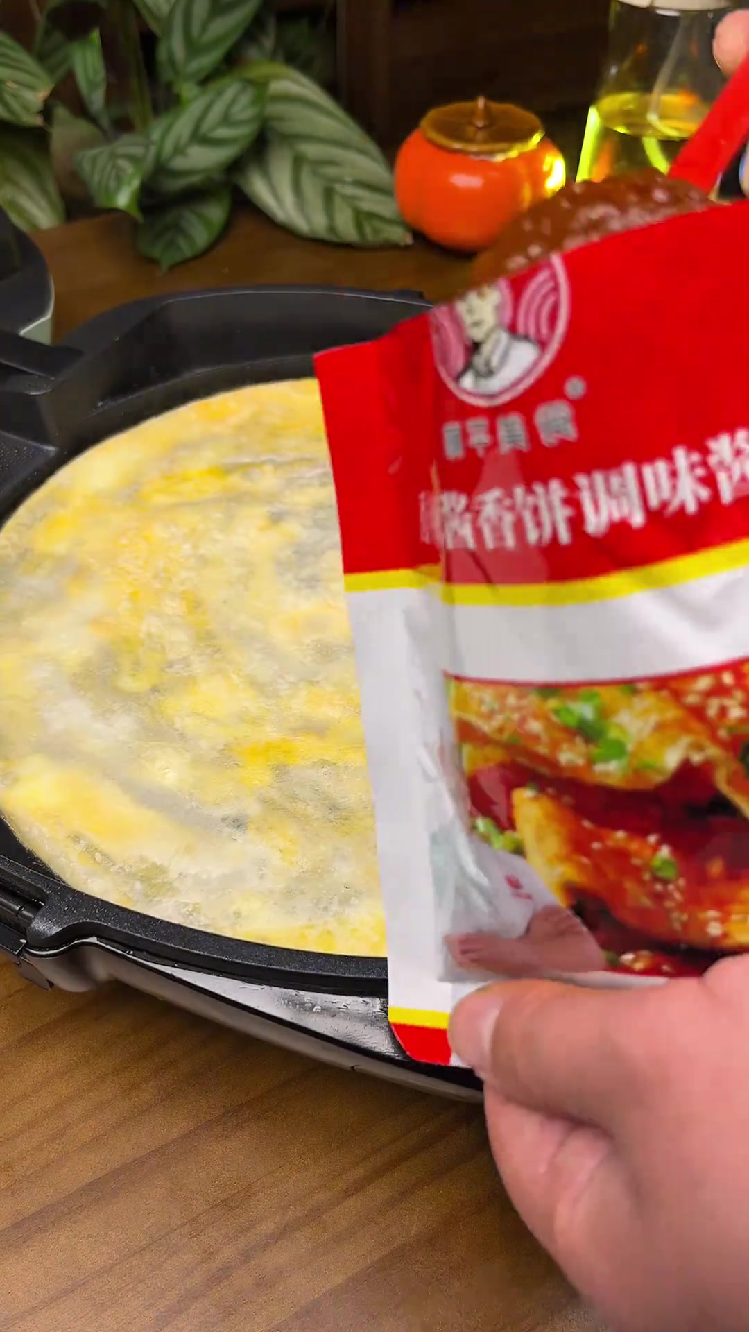 学会了一周早餐都不重样的早餐糊糊,路边摊5块一张的酱香鸡蛋饼,在家就能轻松复刻,学会了这款