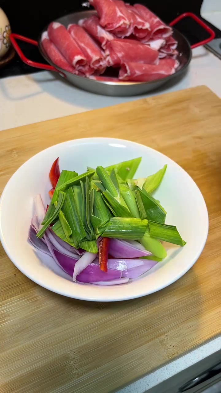 甘肃美食只有甘肃人懂吧,靖远炒肉片你多久没吃了
