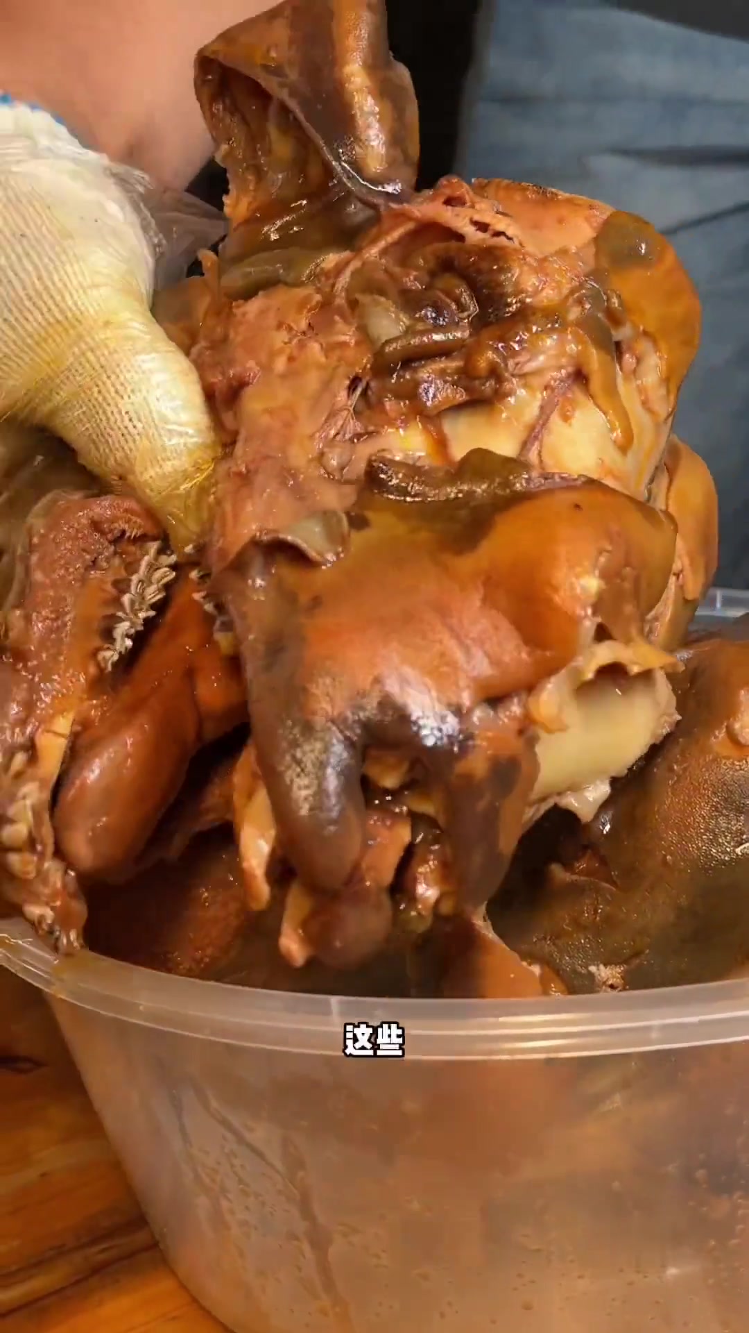 1块钱鸭翅1块钱鸭架
