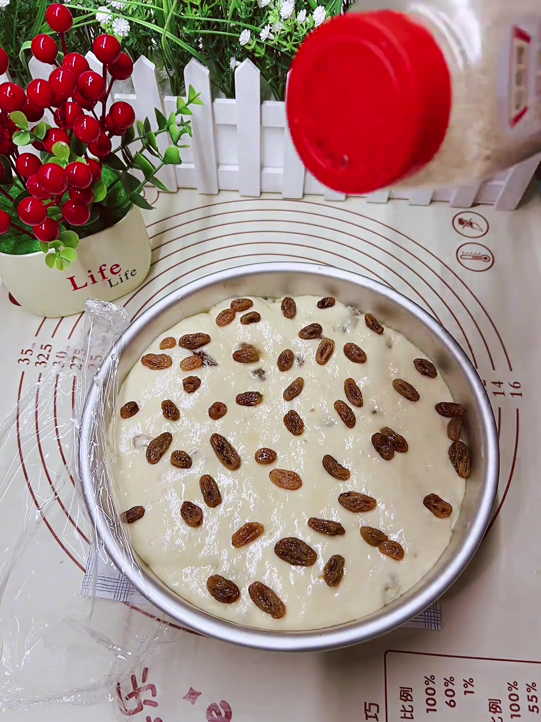 奶香葡萄干发糕爆火!不揉面不脏手,附绝密Tips