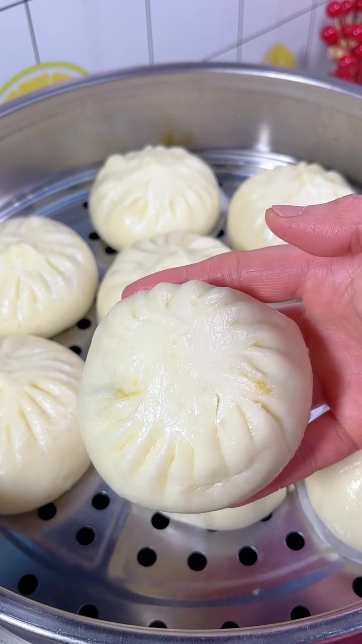 春天最受欢迎的素馅包子清淡美味,详细做法简单好吃