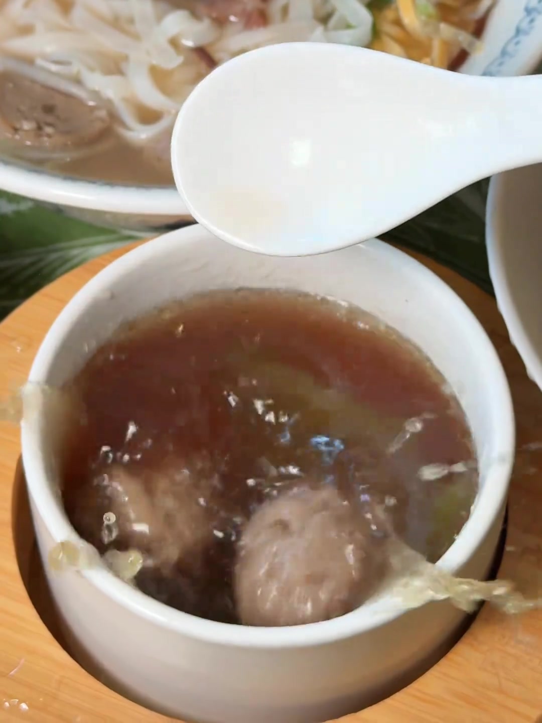 不夸张!在常州吃了牛肉河粉和清汤鸡煲,恨不得汤都喝完!