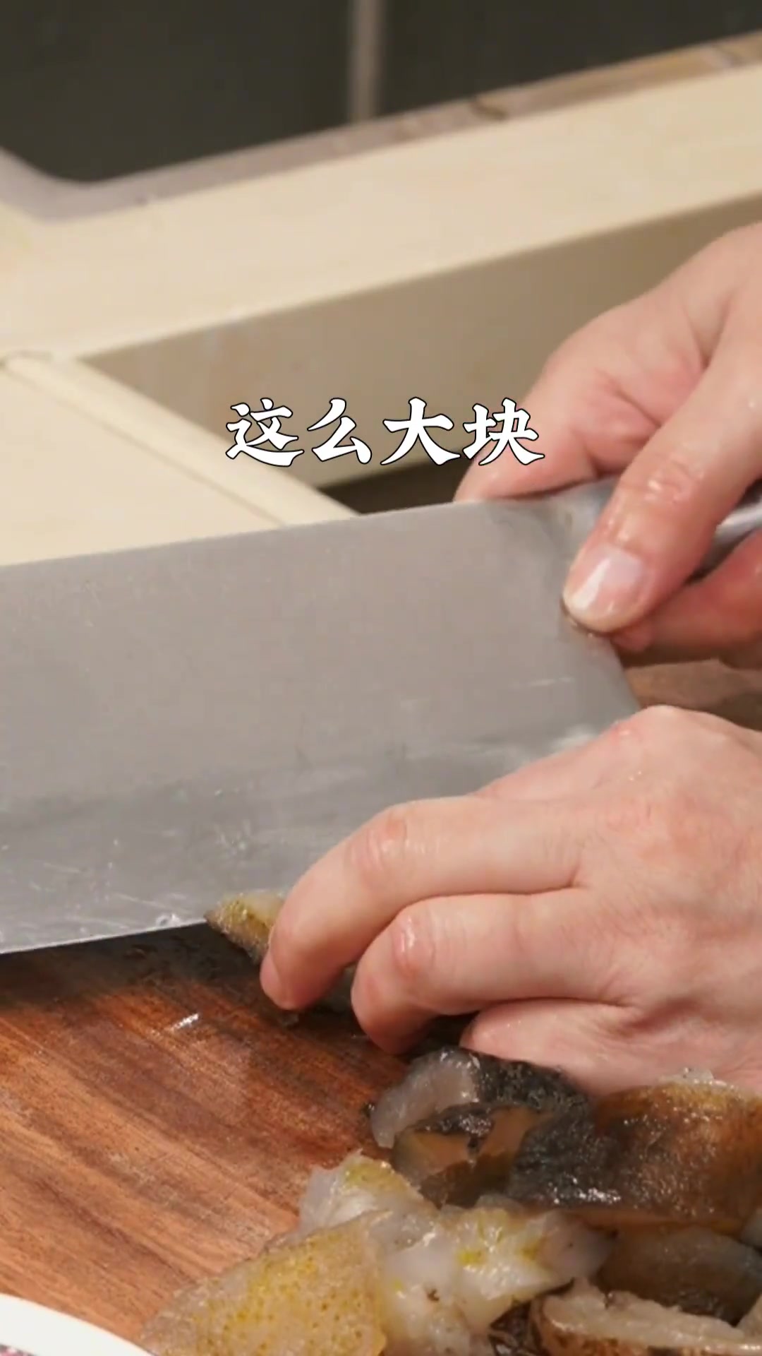 清清爽爽的海参炒时蔬,太适合这个季节吃啦~