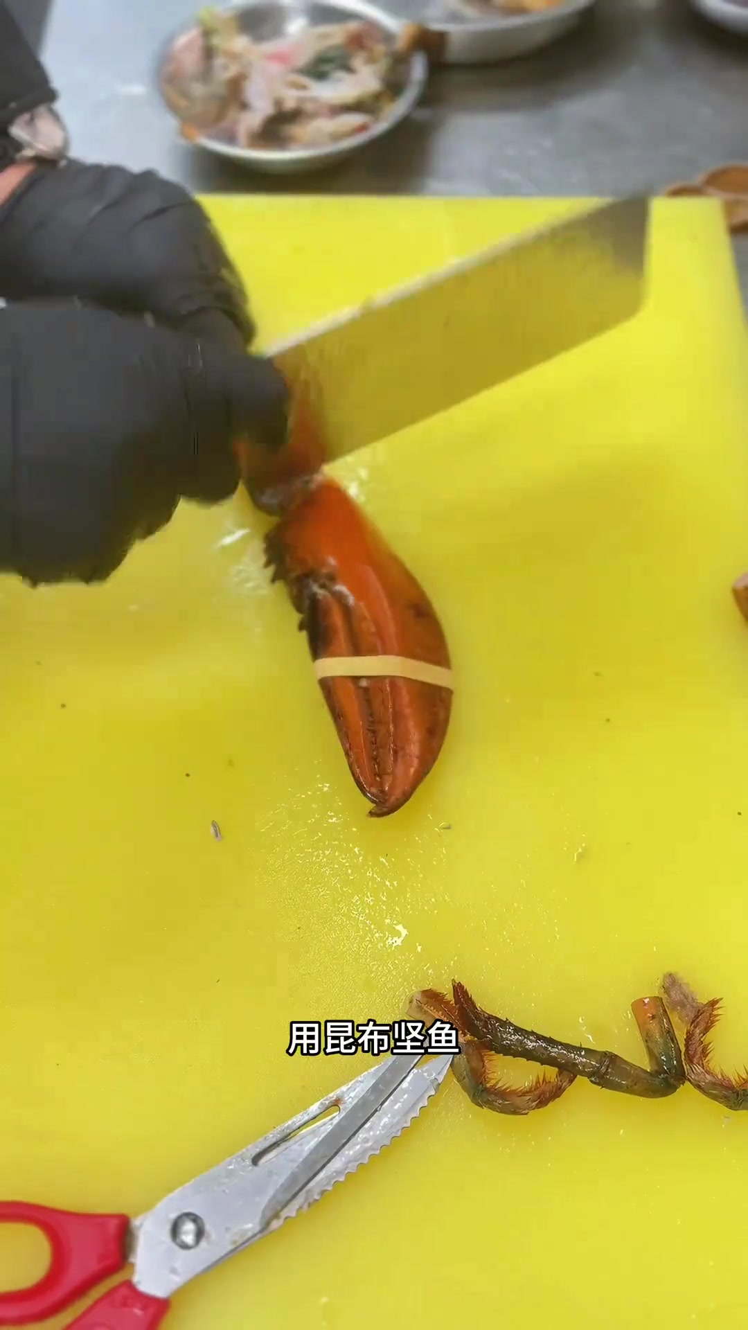 神户黑蒜墨汁豚骨拉面启发龙虾新做法分享