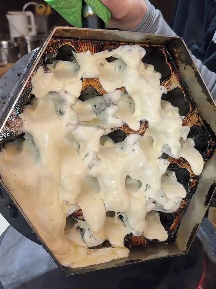 来无锡旅游必吃梅花糕！