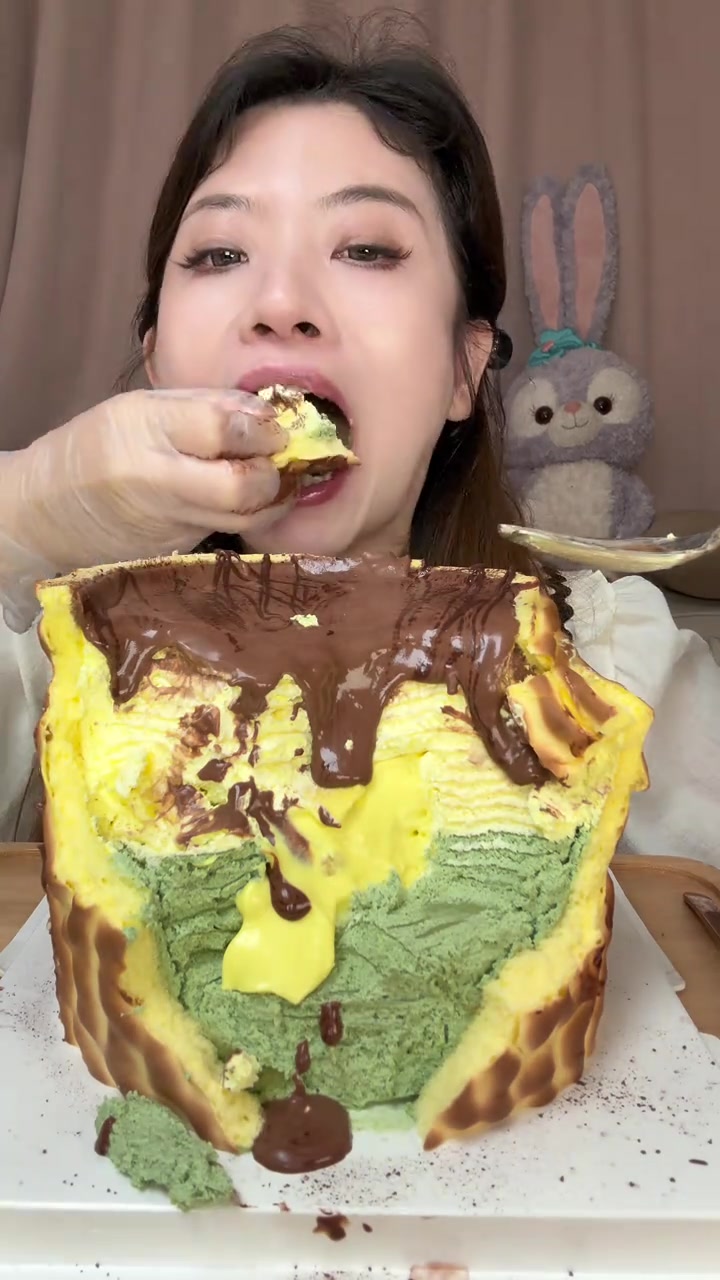 抹茶柠檬生巧爆浆千层