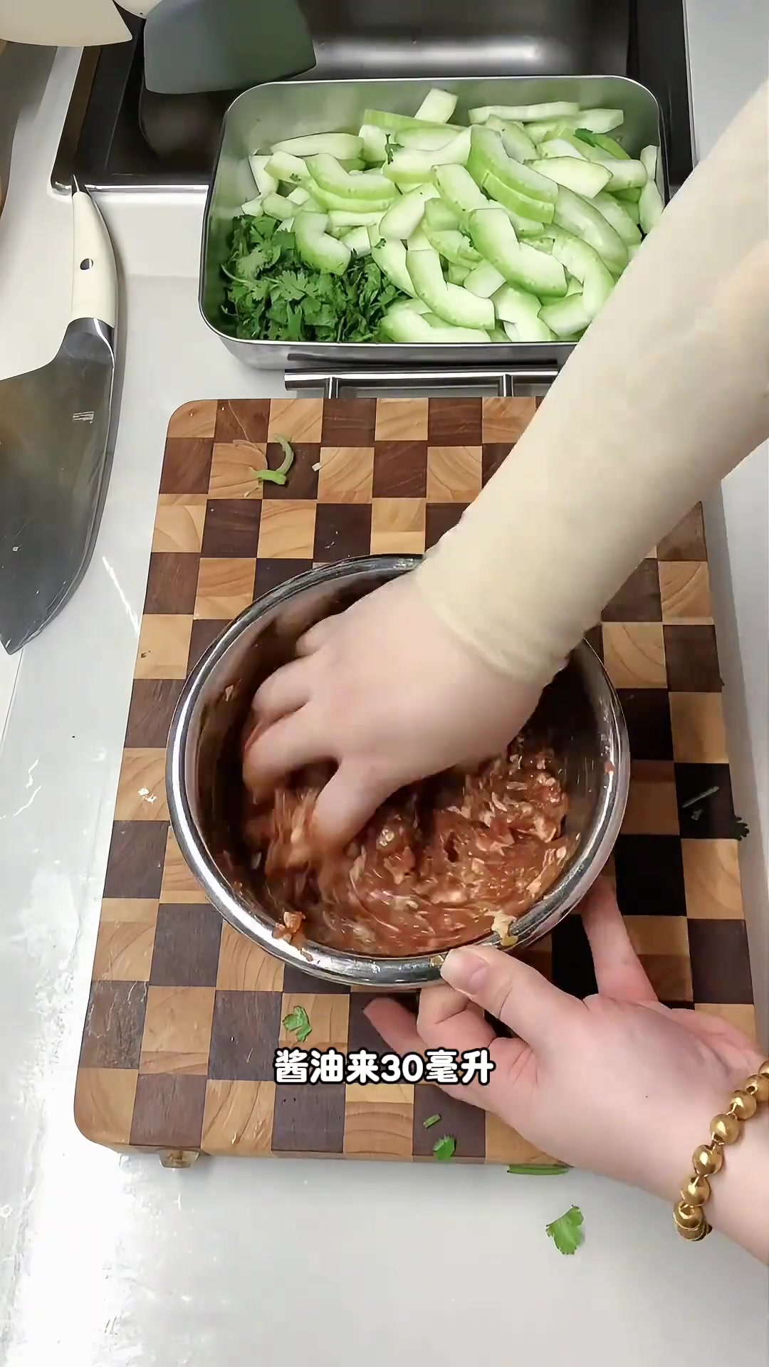 天津传统市饭冬瓜丸子汤好吃的做法