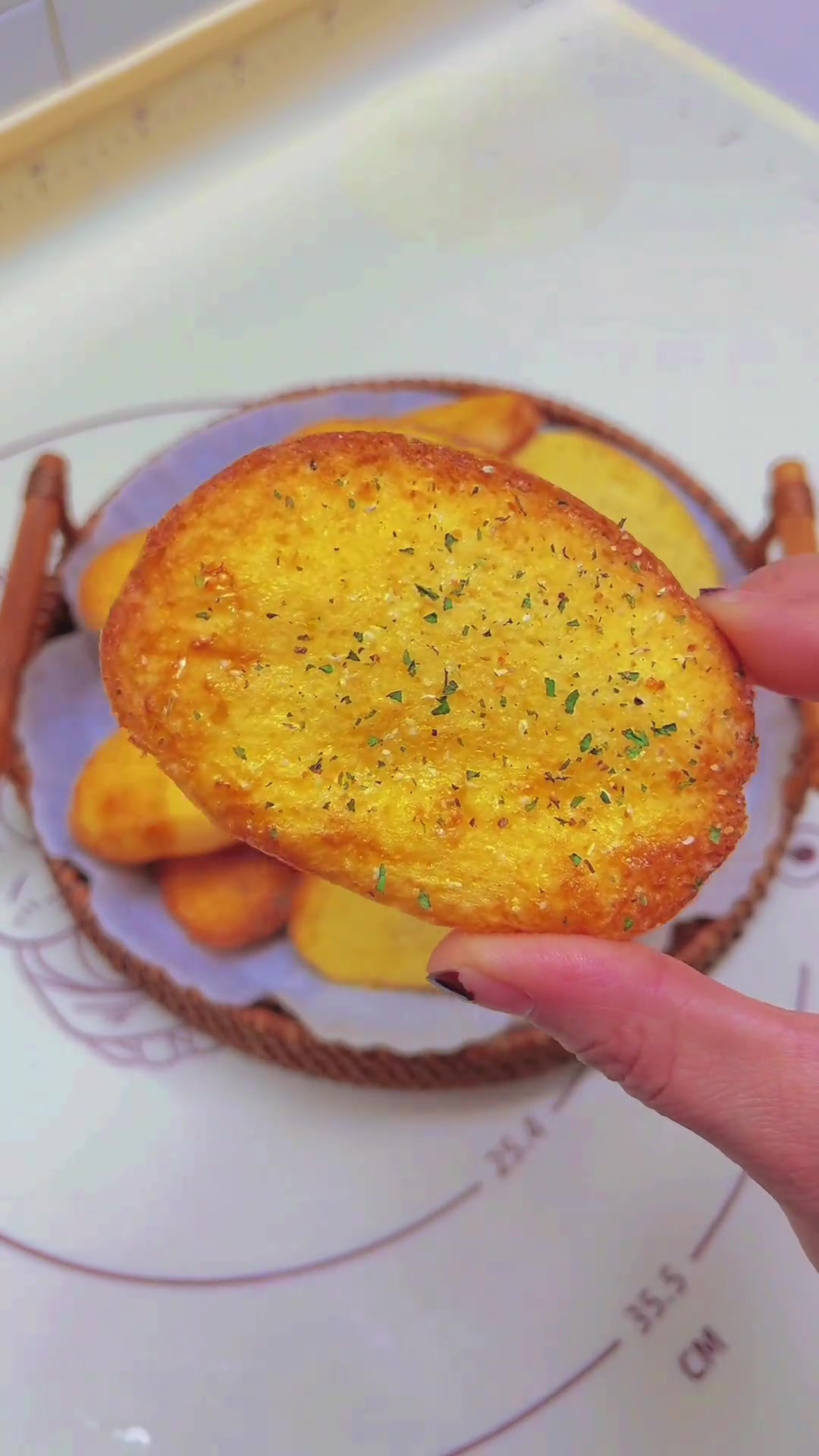 空气炸锅烤馒头片教程无油无糖简单好吃