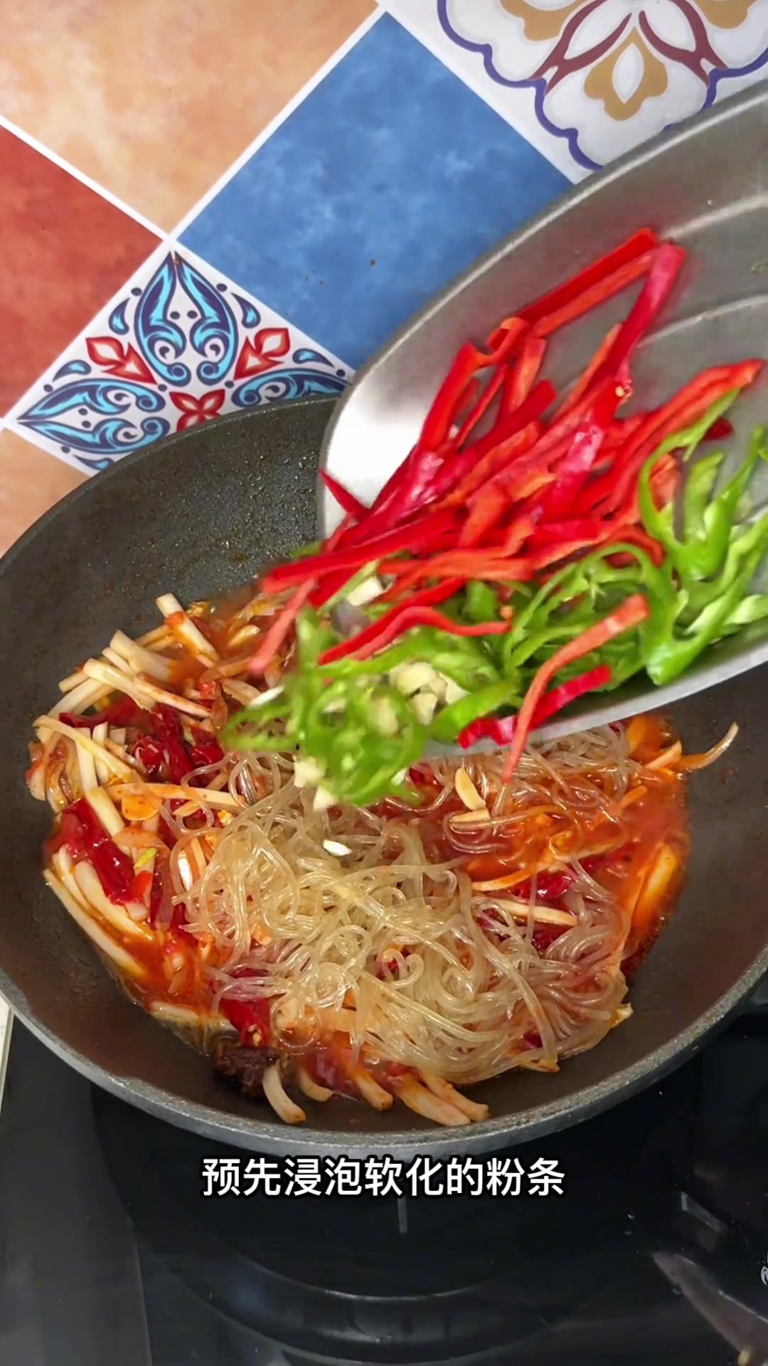 白菜粉条炒肉，在家轻松做，美味新疆家常菜