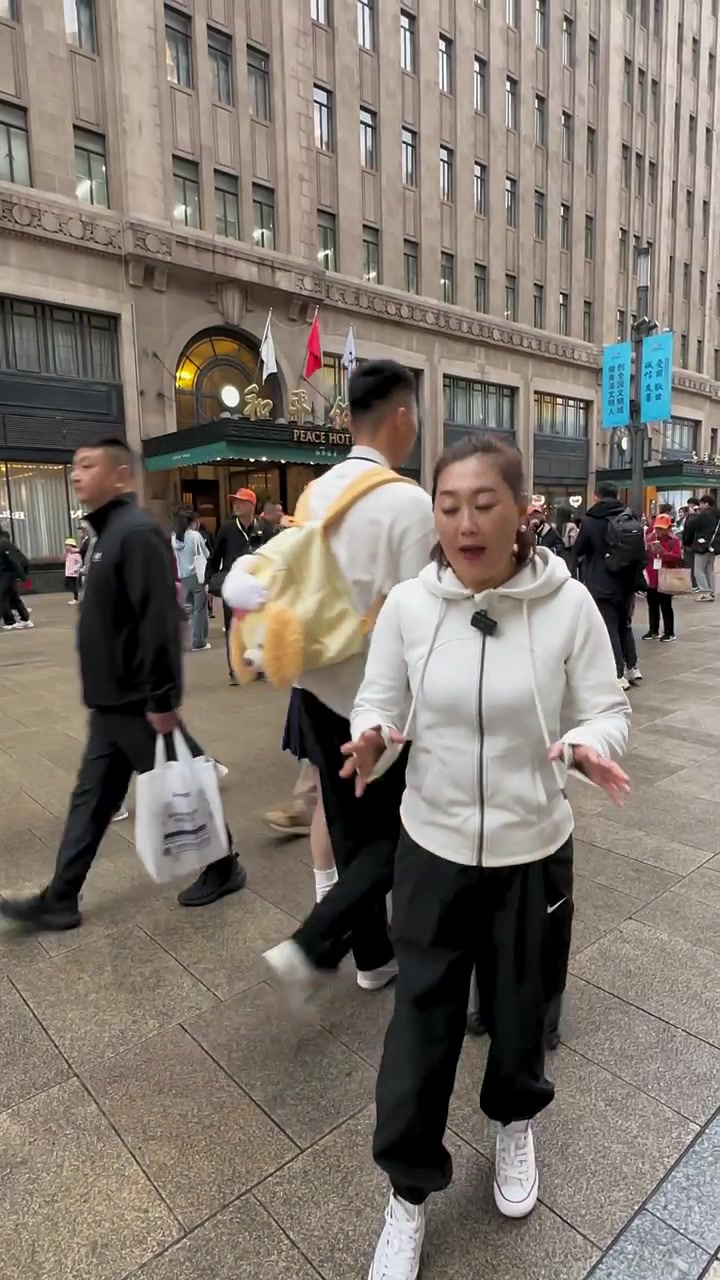 和平饭店,内部探秘与老板身份揭秘