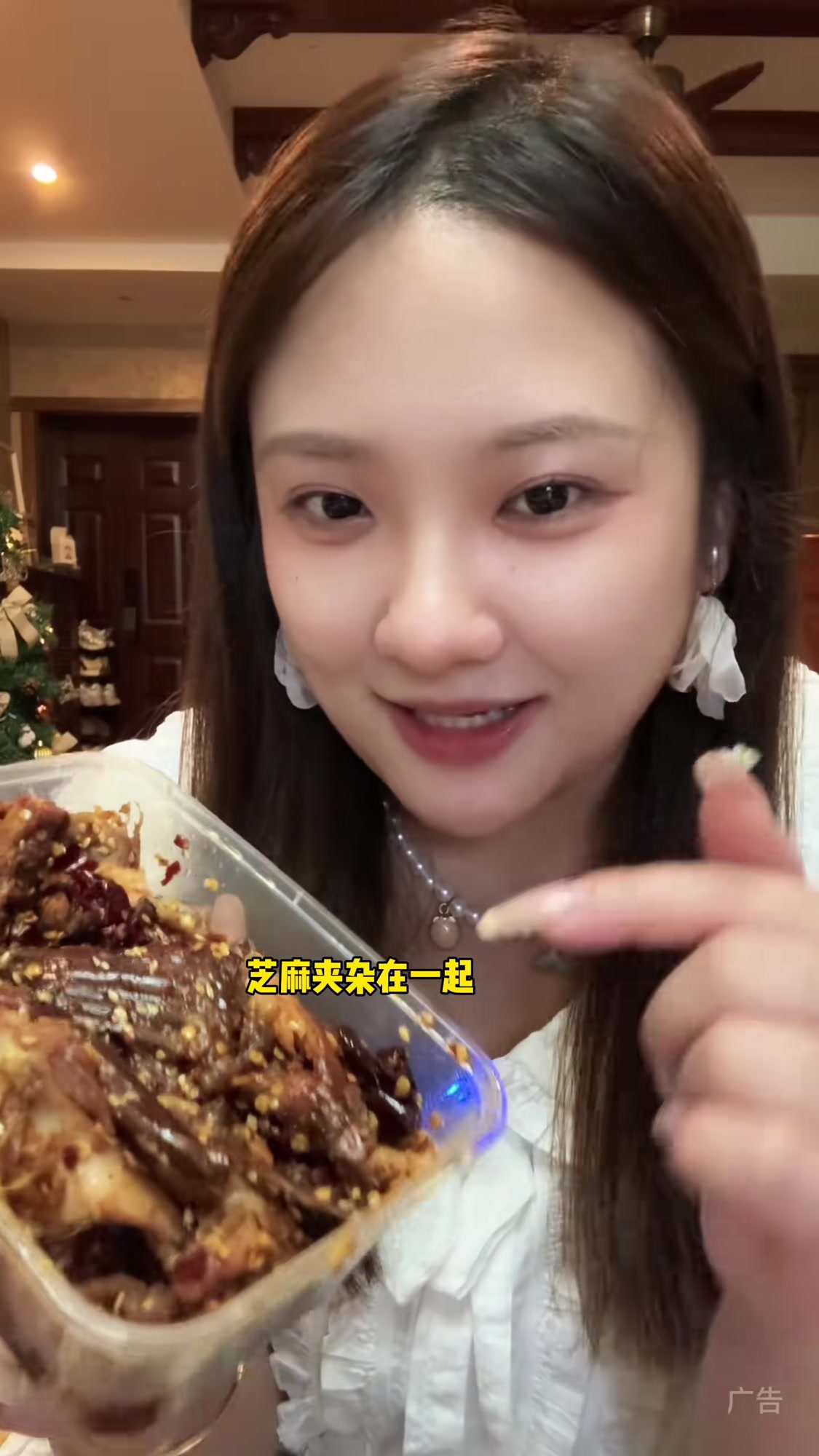 解放碑临江门，这些地道小吃别错过，夜宵美食推荐