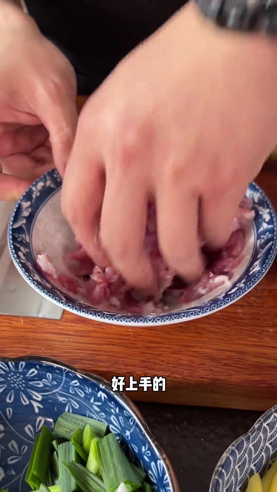 腐竹炒肉，绝对妥妥的下饭菜咯！