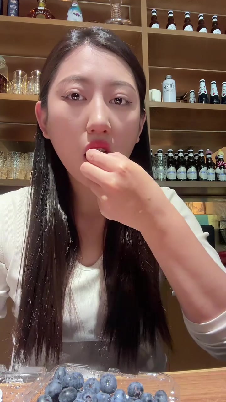 西餐厅上班日常新车被蹭零食超好吃减肥失败