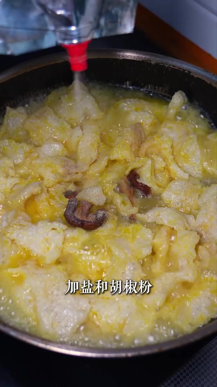 湖北美食确实多，样样都很实在，石首的“笔架鱼肚”不但鲜香美味，更是用食材展现了湖北的烟火气