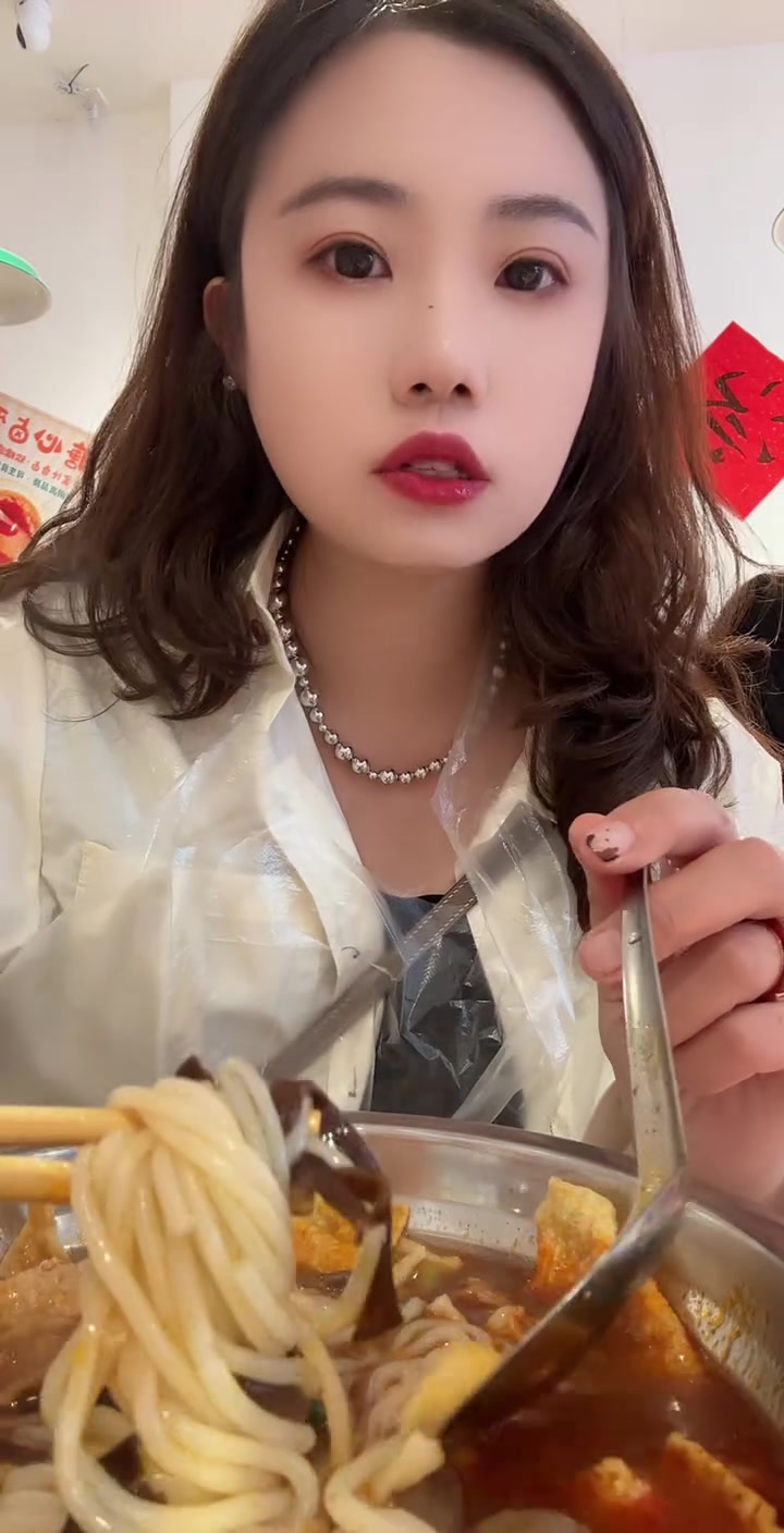 溜达买东西还想吃好多美食空心菜寿司啥样?