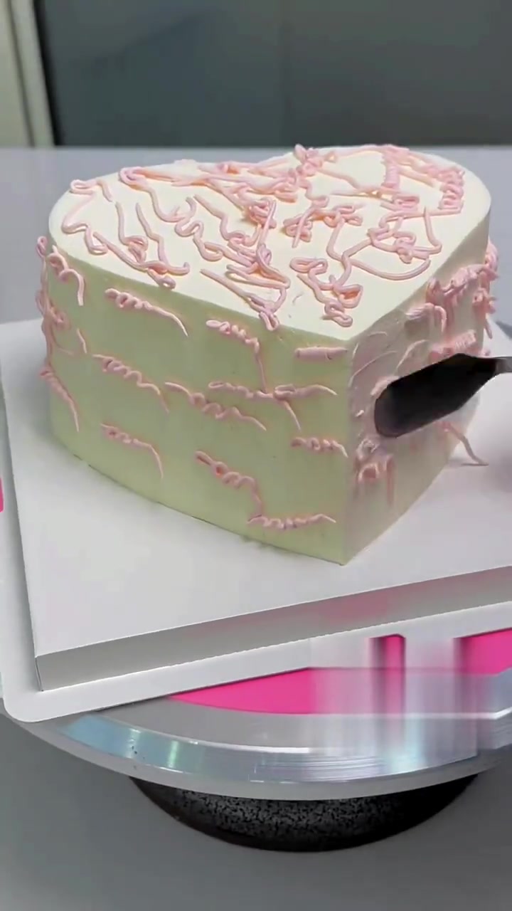 圆形切心形蛋糕制作教程