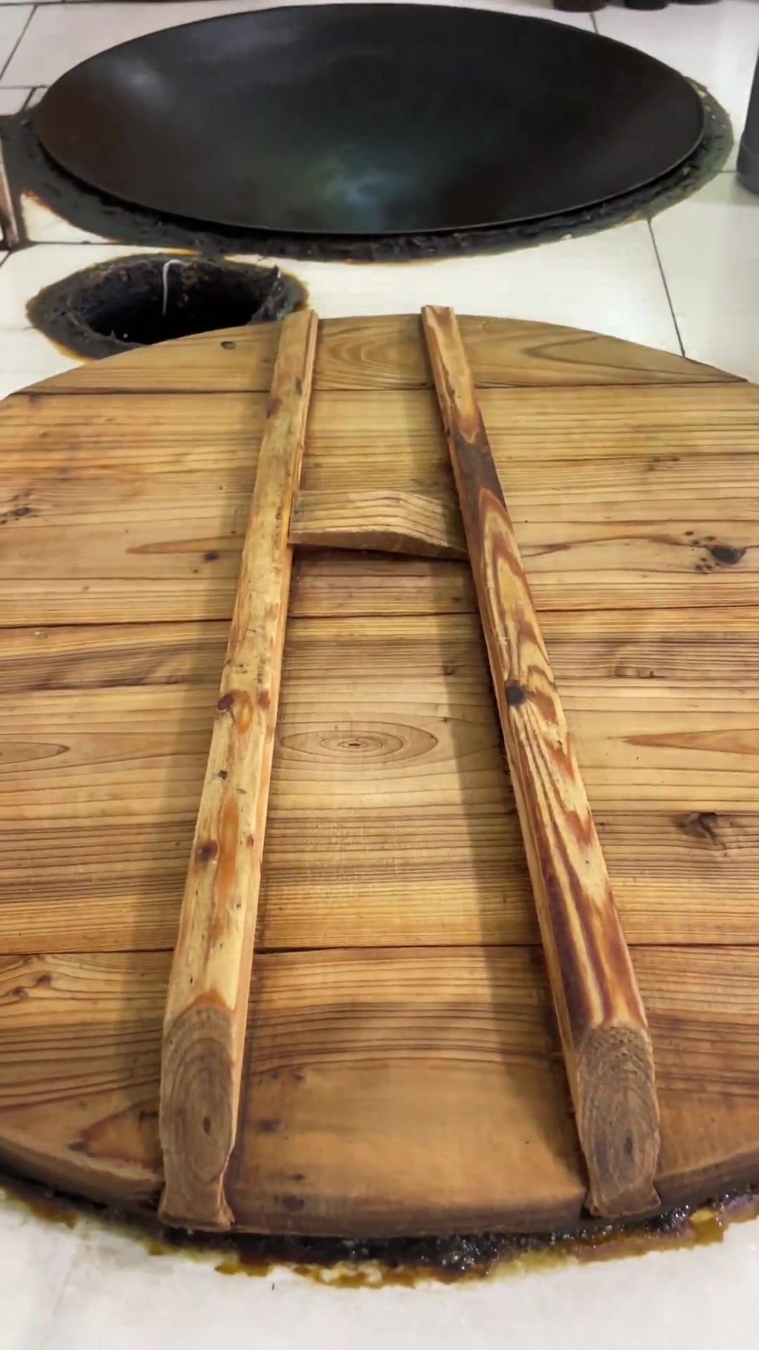 馋哭！自制红烧鸡爪子教程