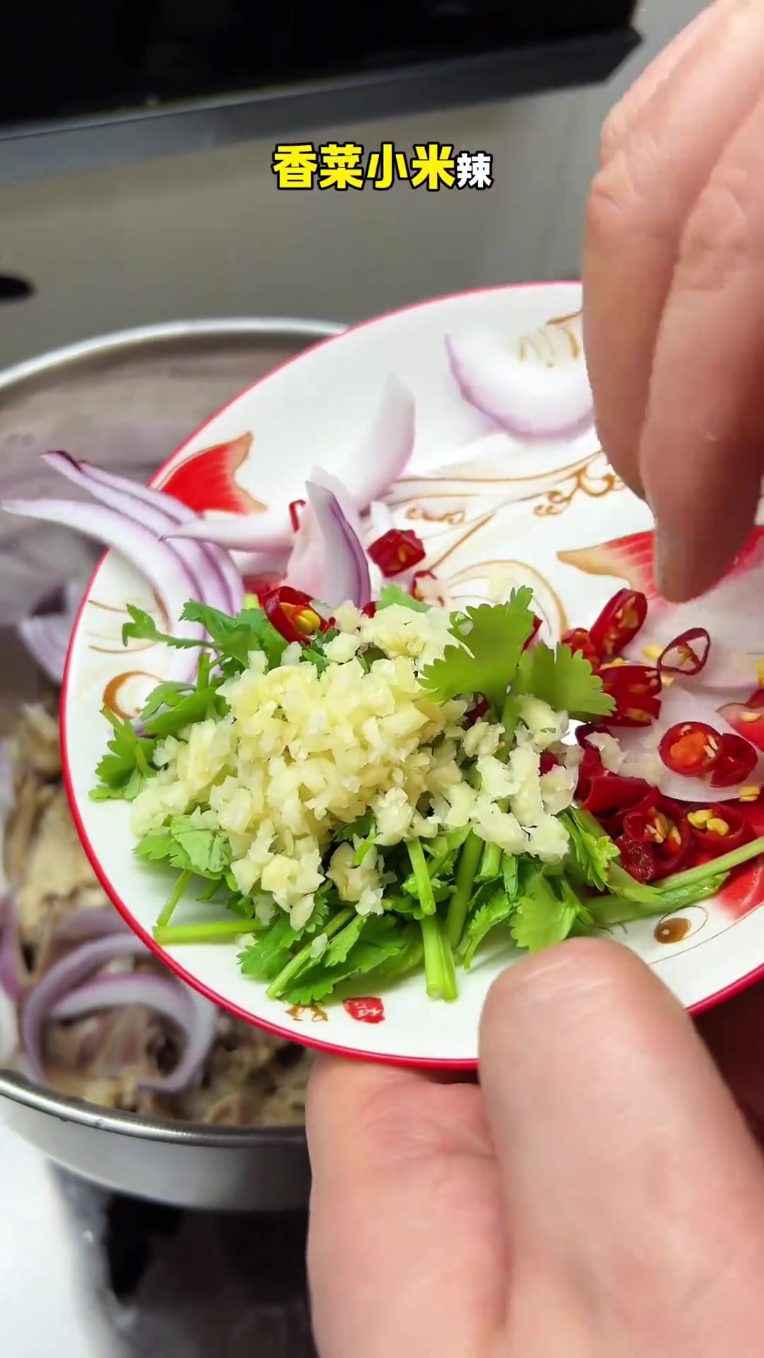 东北人超爱的甜麻辣凉拌鸡架做法