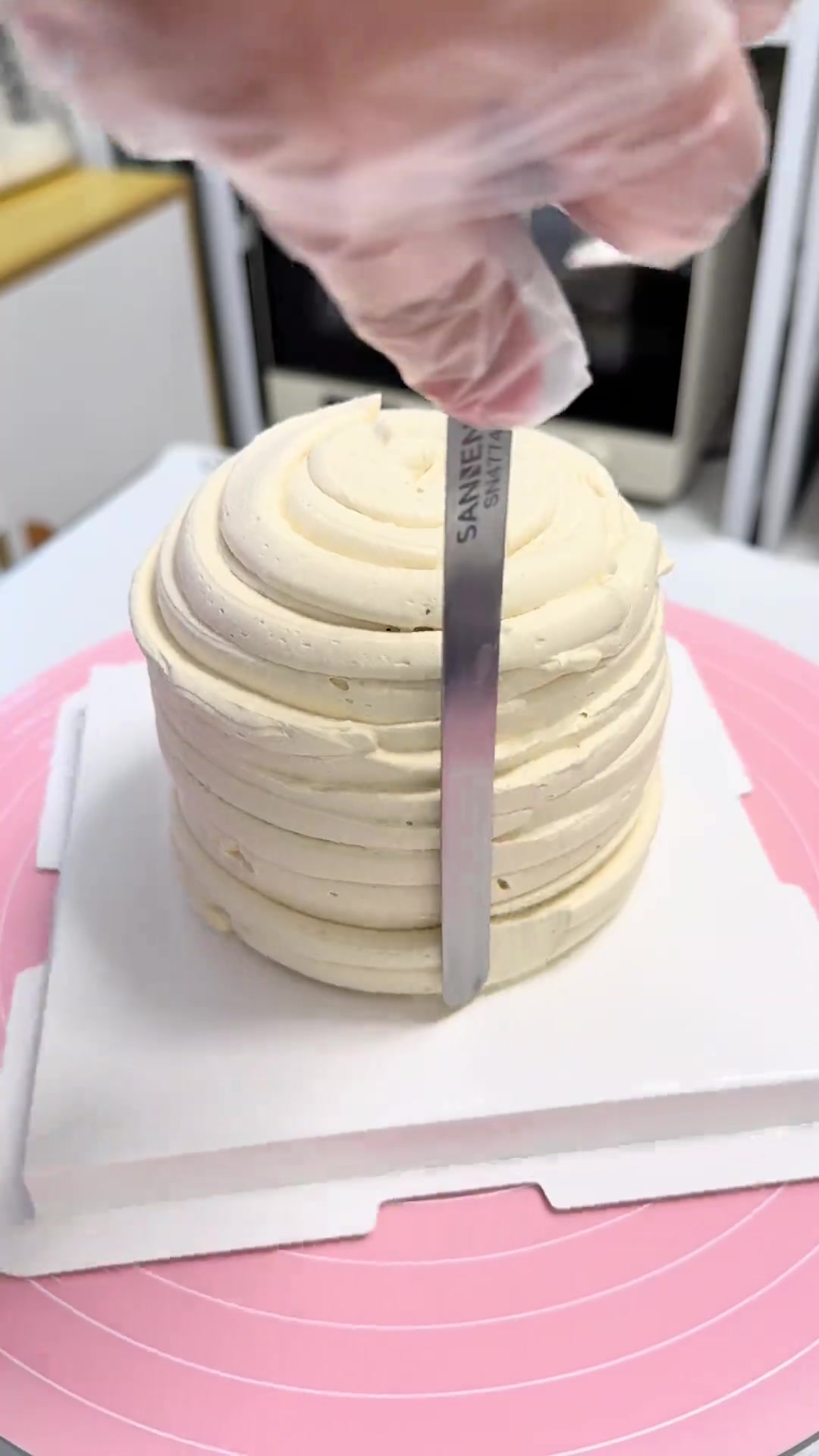 4寸jelly cat初十剪出蛋糕，现被这首歌种草