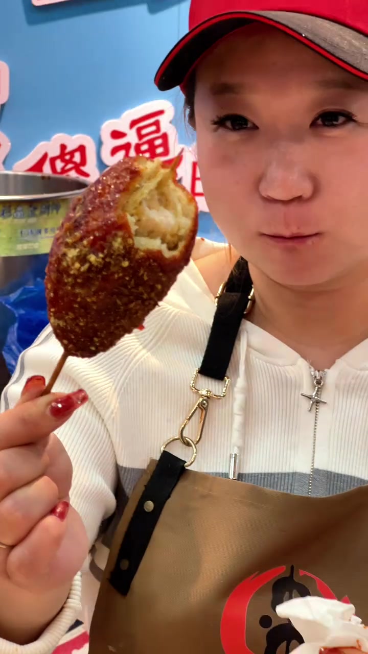 今天带学员学习手工炸串