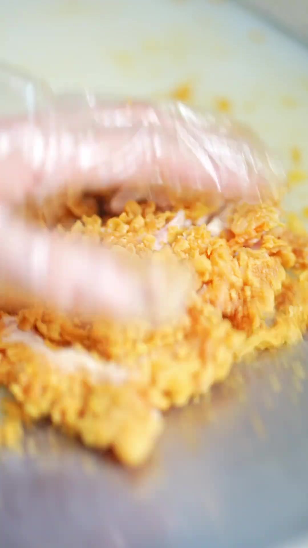 黄金脆皮鸡肉拌饭