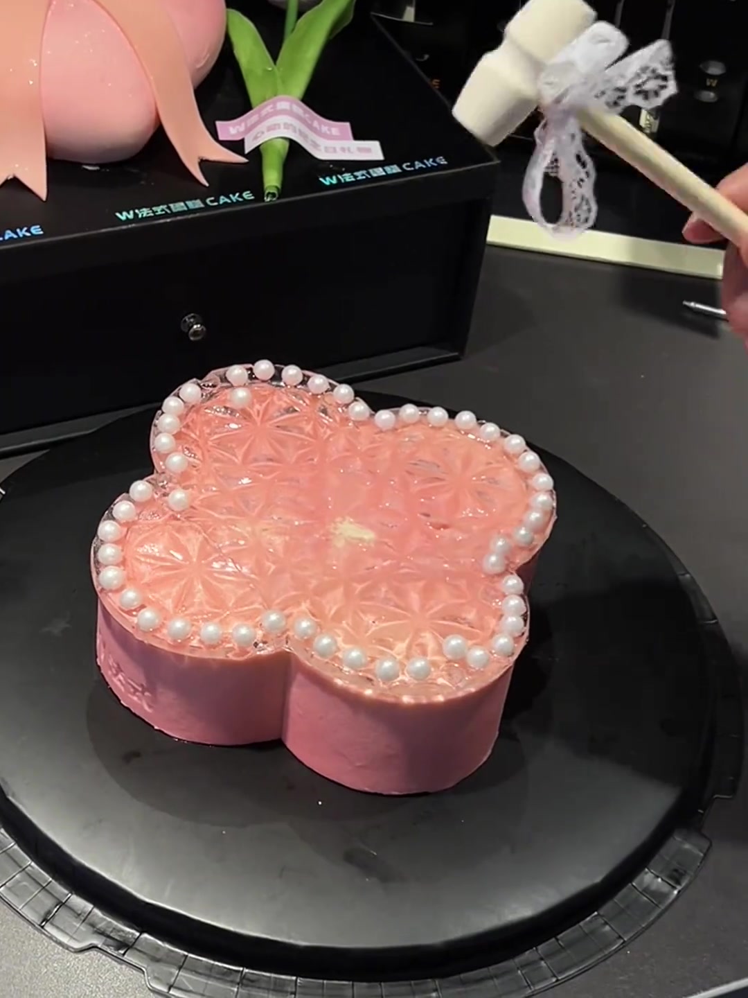 好漂亮的四叶草蛋糕呀