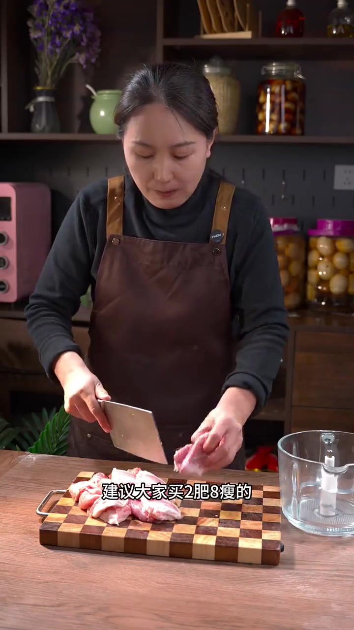 在家自制超好吃大包子，皮薄馅大孩子超爱！