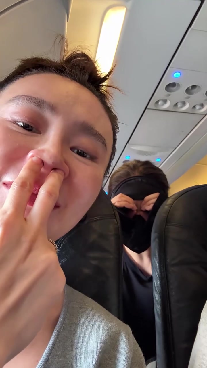 出发富国岛 去机场前在胡志明第七郡吃了一家非常有名的韩国烤肉 晚上路过的时候爆满 做的比韩