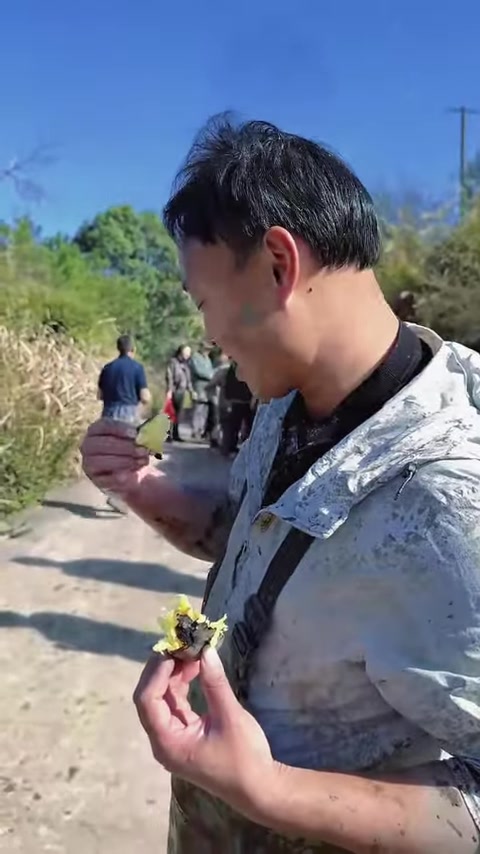 花11000元盘下16年未干的小水库，里面到底会有多少鱼？(4)