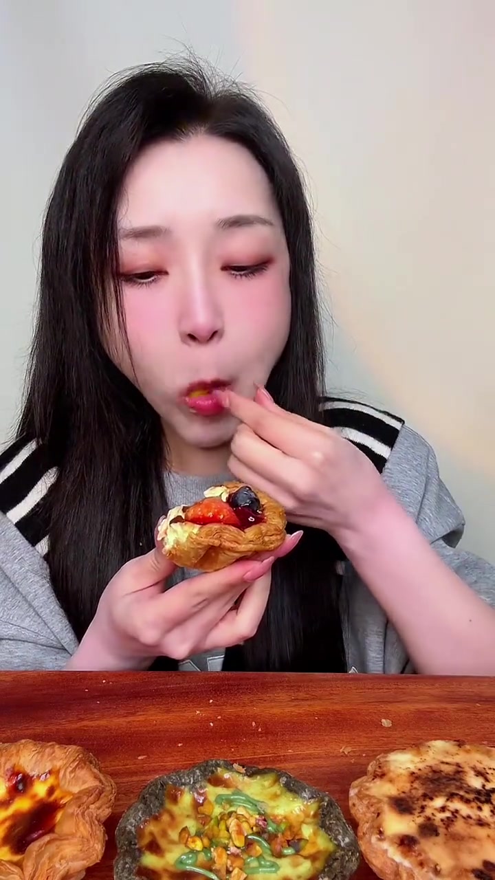 蛋挞局～就是爱这种厚蛋挞,超脆超香超好吃!