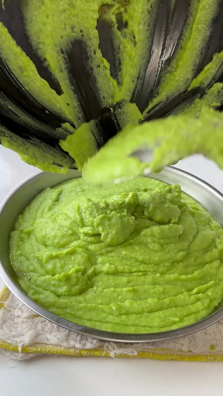 远嫁河南,没来河南前,以为嫩豌豆只有煮着吃,炒菜吃,没想到来到河南后,看到嫩豌豆还可以做豌