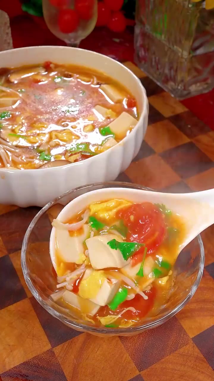 超鲜番茄豆腐汤做法简单易学赶紧收藏