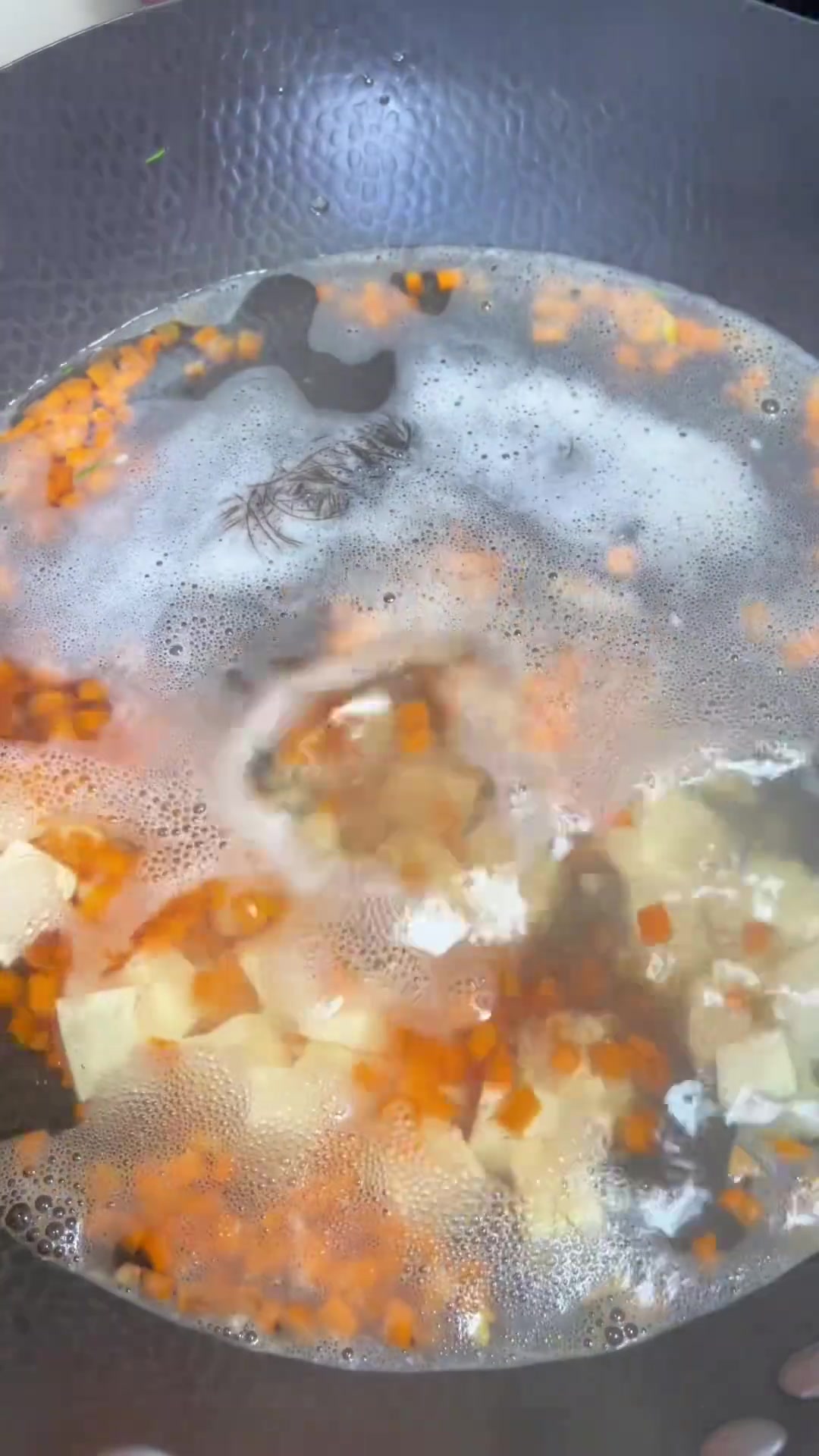 夏天天气炎热是不是想吃电爽口的，试试这个发菜蛏溜