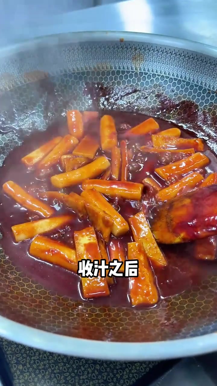 做对年糕酱,蘸啥都好吃!正宗韩式炒年糕教程
