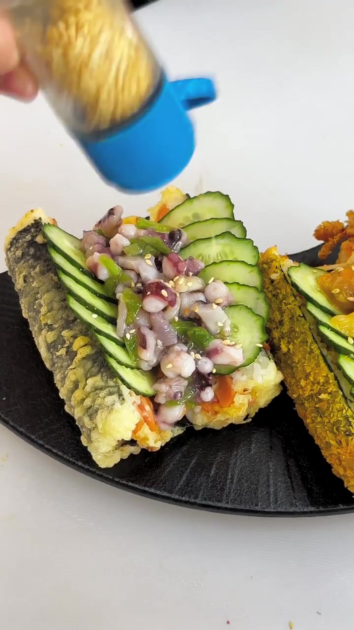 这种V型寿司你说叫它汉堡寿司更合适