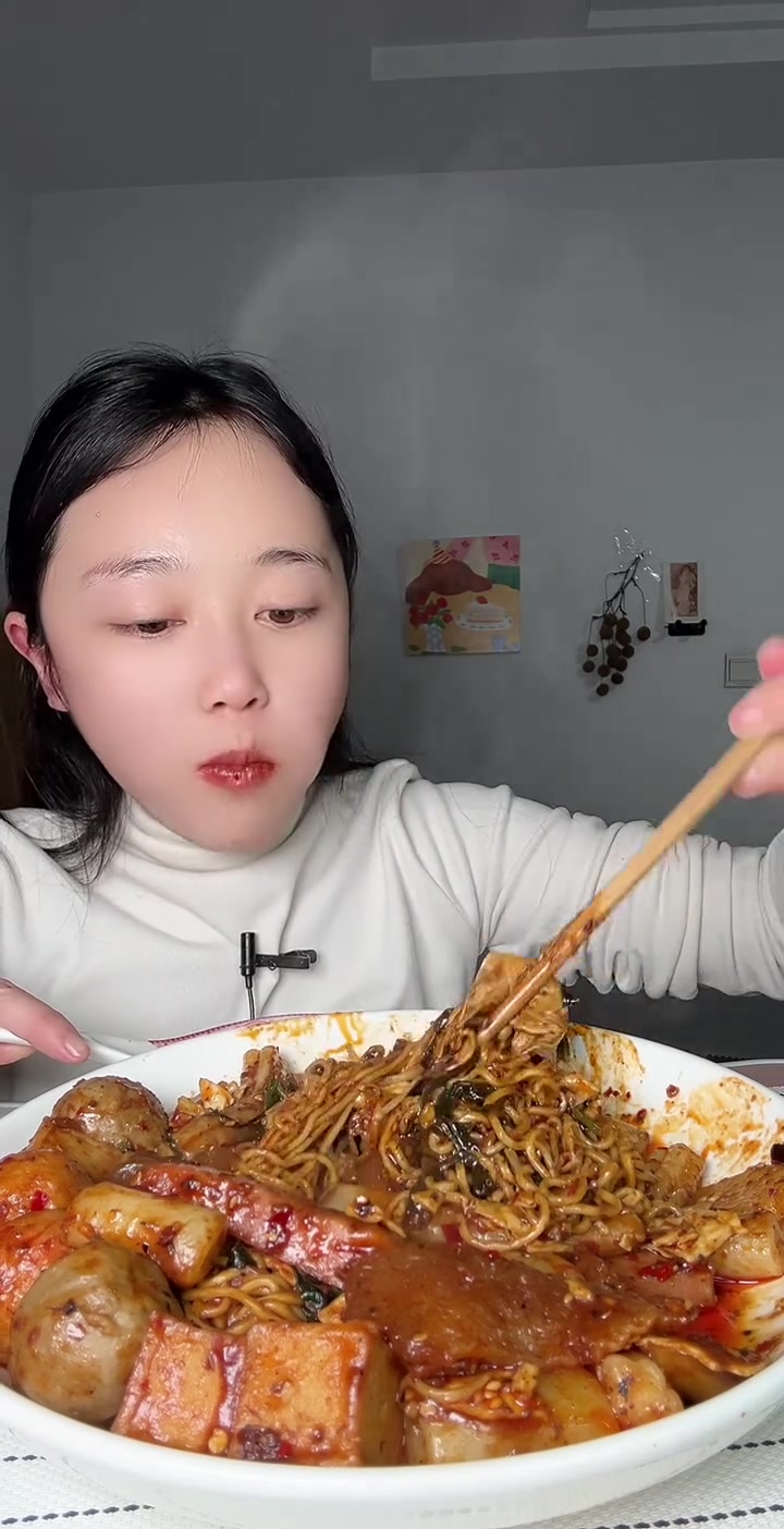 好人家的麻辣香锅是我觉得最好吃的麻辣香锅的底料