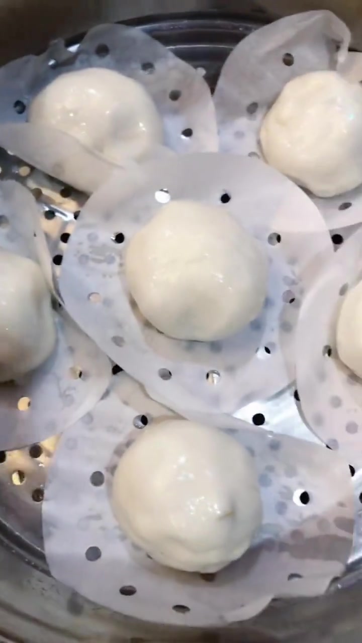 糯米粿菜包馅包三层肉．白萝卜丝