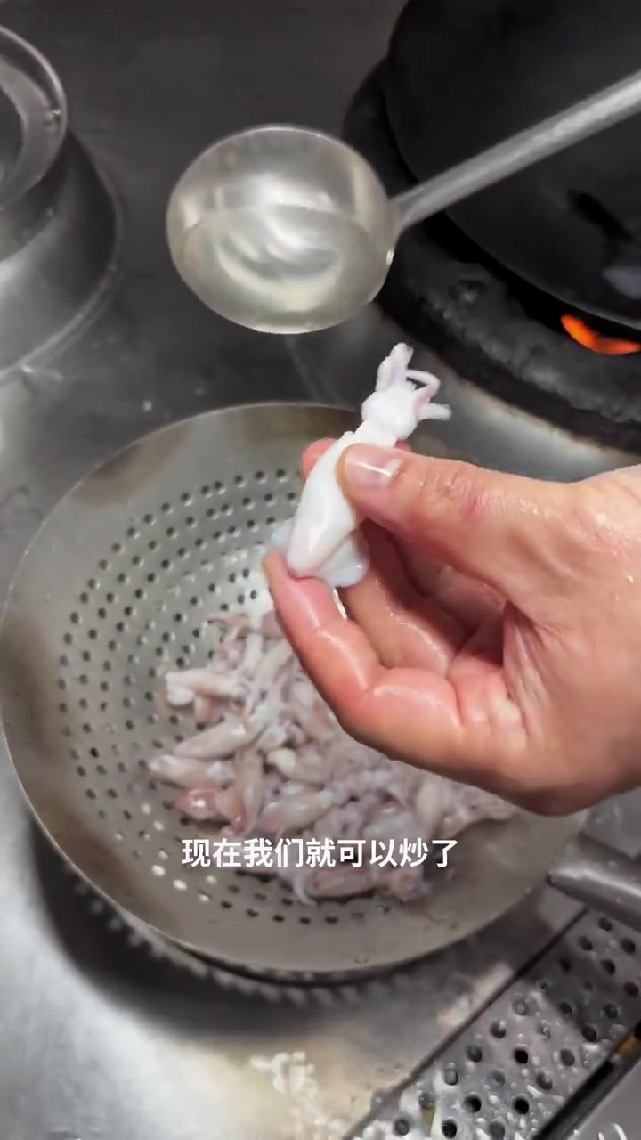 韭菜炒海兔咋吃都不够,谁能拒绝这一口鲜