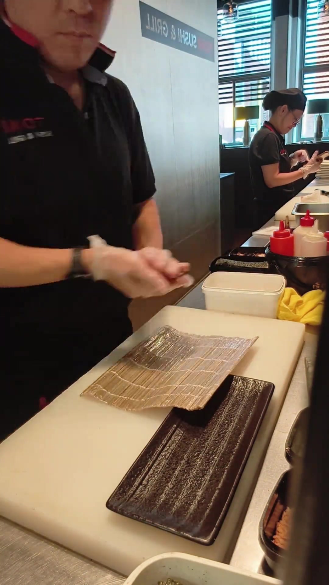 寿司台后的日常,制作与美味的秘密