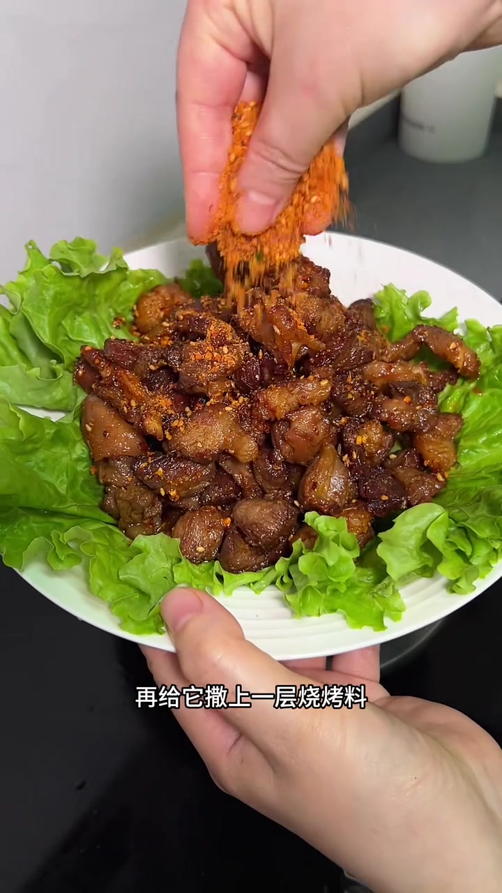 羊肉就这么炒一下太香了吃不完还可以炒饭嘎嘎好吃