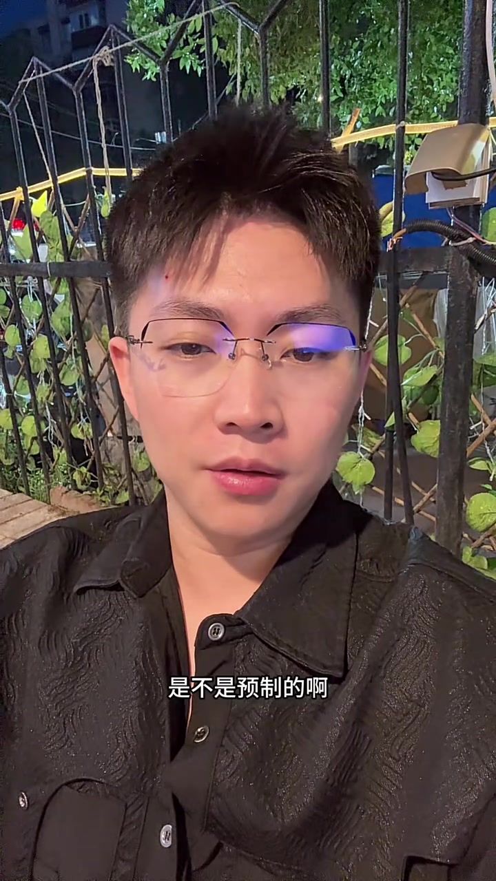 网上卖的正大鸡肉丸子是预制的？手工现做揭秘！