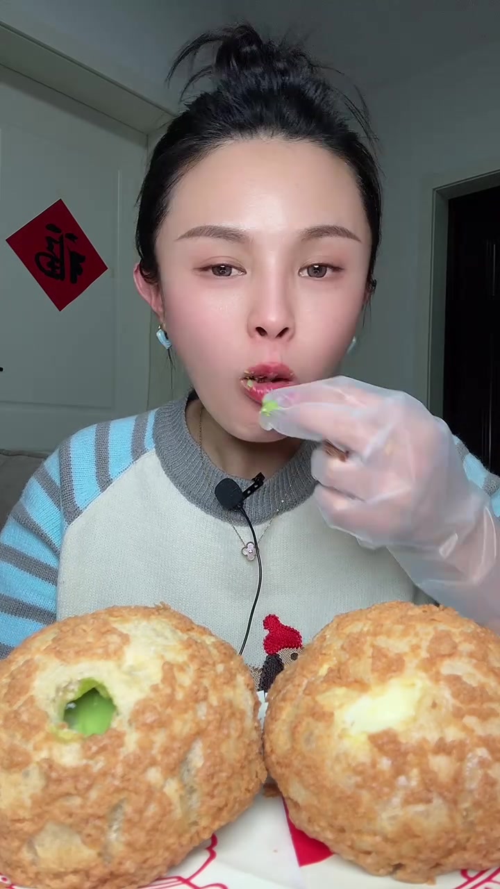 好久没吃泡芙啦！西树泡芙还是yyds～最爱抹茶口味滴！你们呢？！