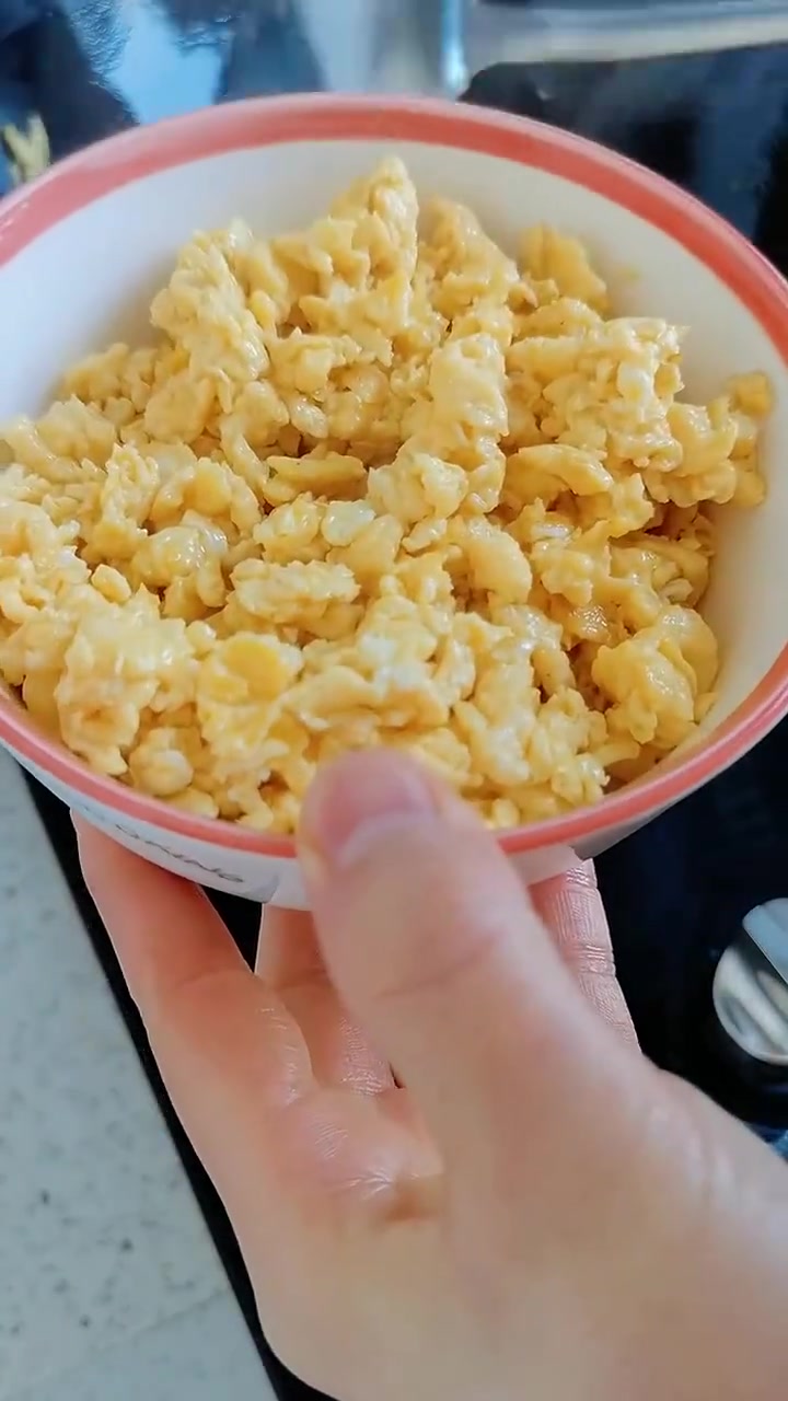 野菜季，荠菜饺子包起来！