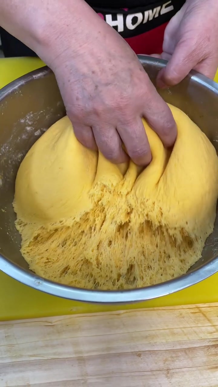 好吃的原味玉米面大发糕做法大公开!