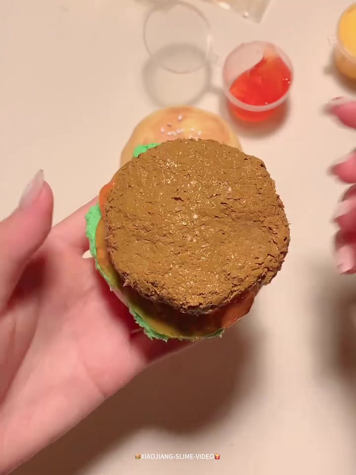 晚上好～今晚吃汉堡包自己动手做!
