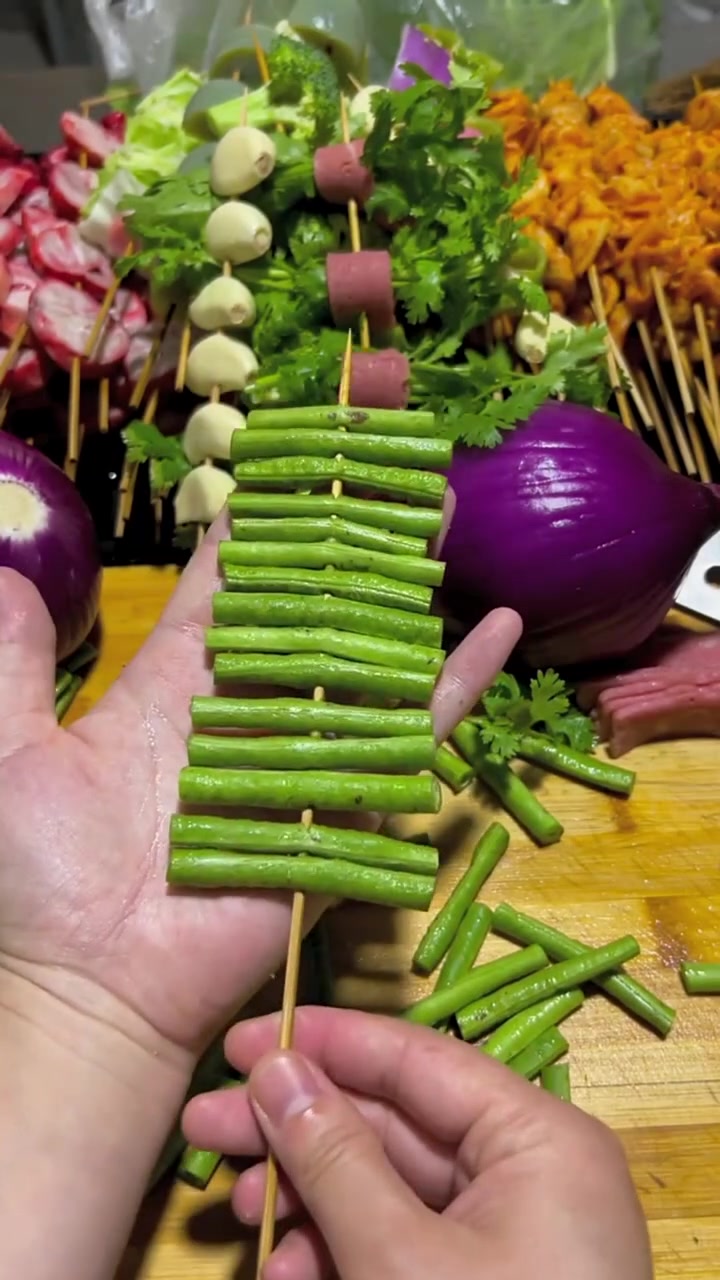 炸串多种青菜素串穿法，大小均匀不浪费！