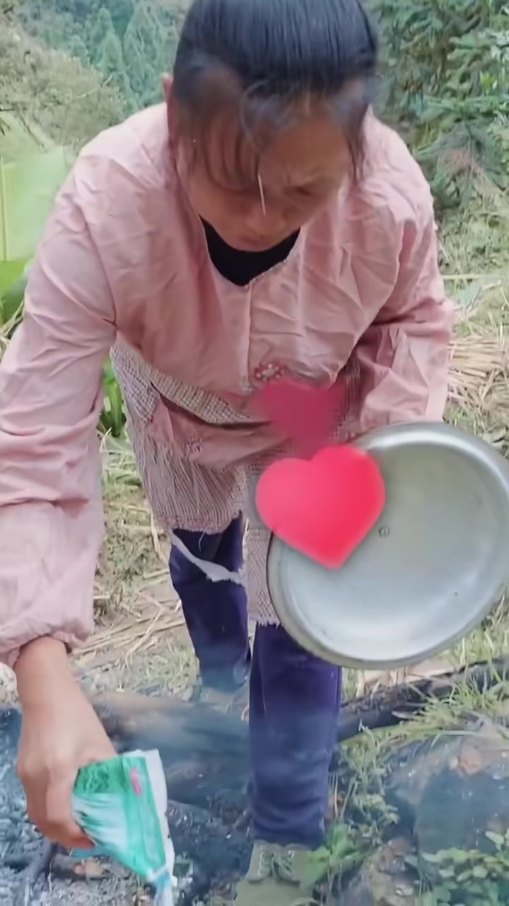 贵州鲜嫩可口的稻花鱼！