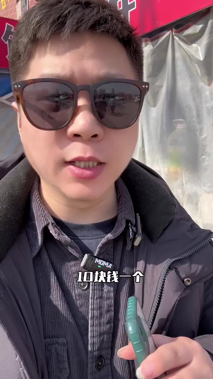 石家庄10块钱的大饼卷肉,肉多到吃不完