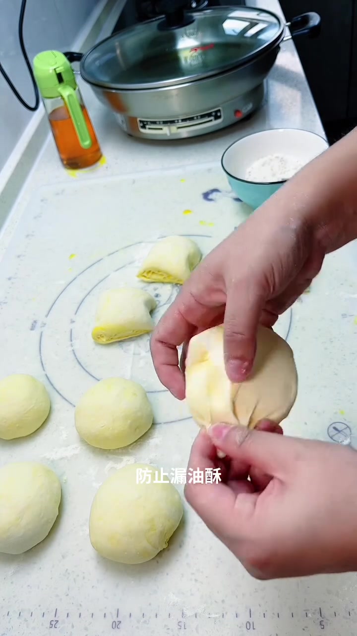 超简单白糖烧饼做法外酥里嫩还能包多种馅