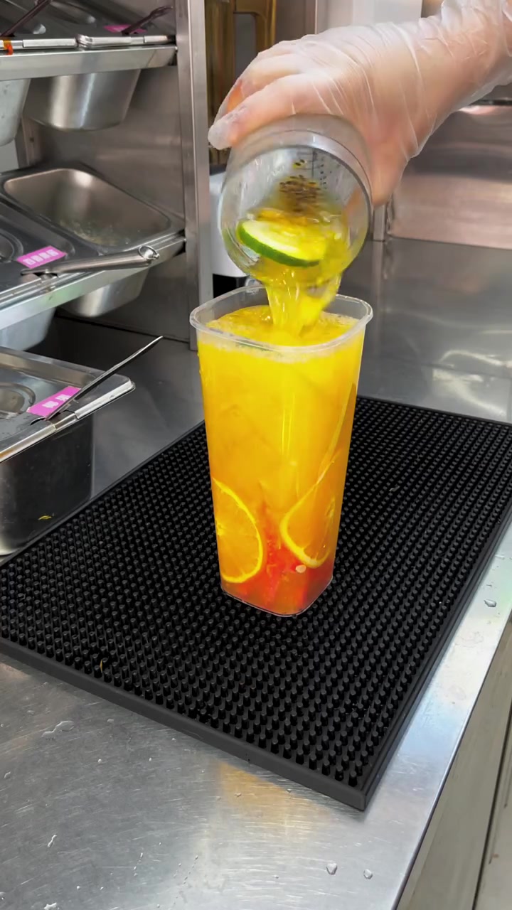 水果茶季！教你做奶茶店热卖的满杯水果茶